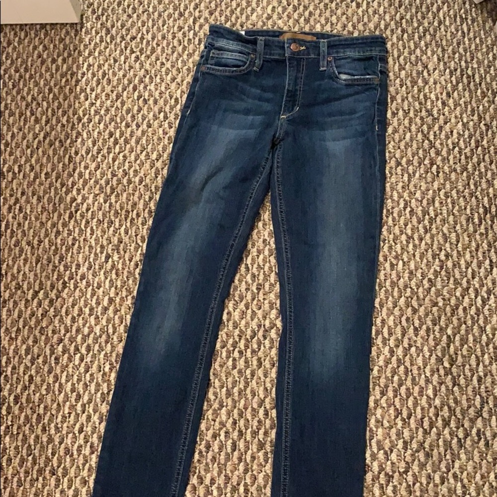 Joe’s Jeans size 26, skinny
